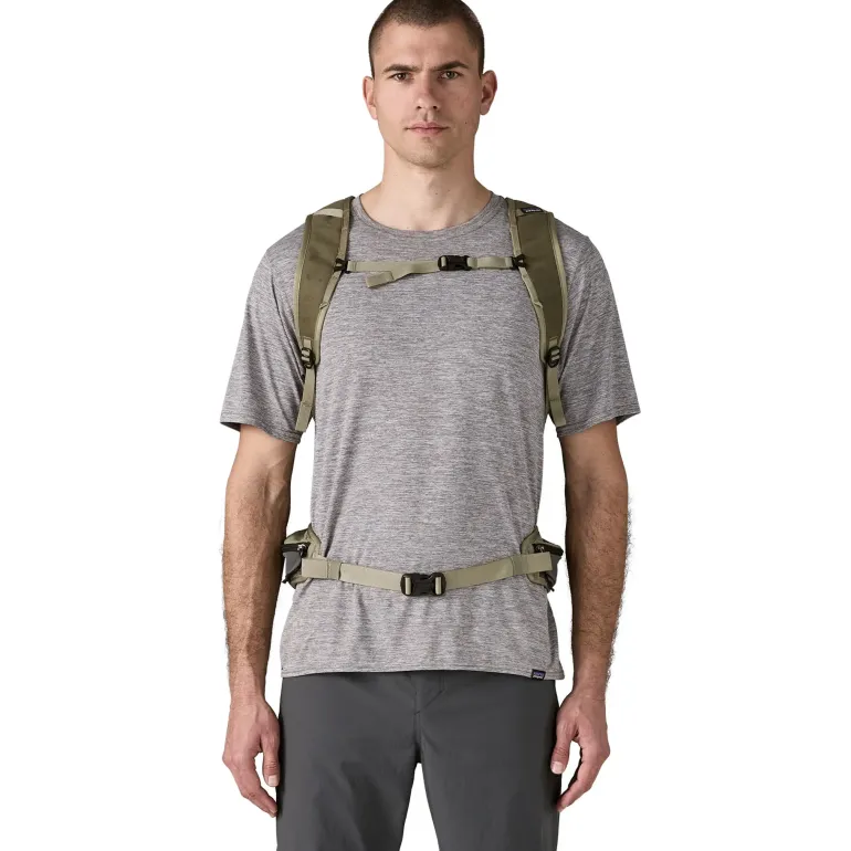 Patagonia Terravia Pack 22L - River Rock Green