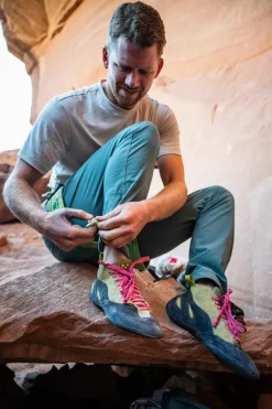 Rab Mens Harpur Pants - Sage