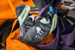 Scarpa Womens Instinct VS Climbing Shoes - Black-Aqua