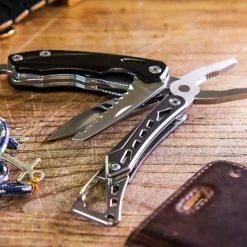 True Utility Seven Multitool